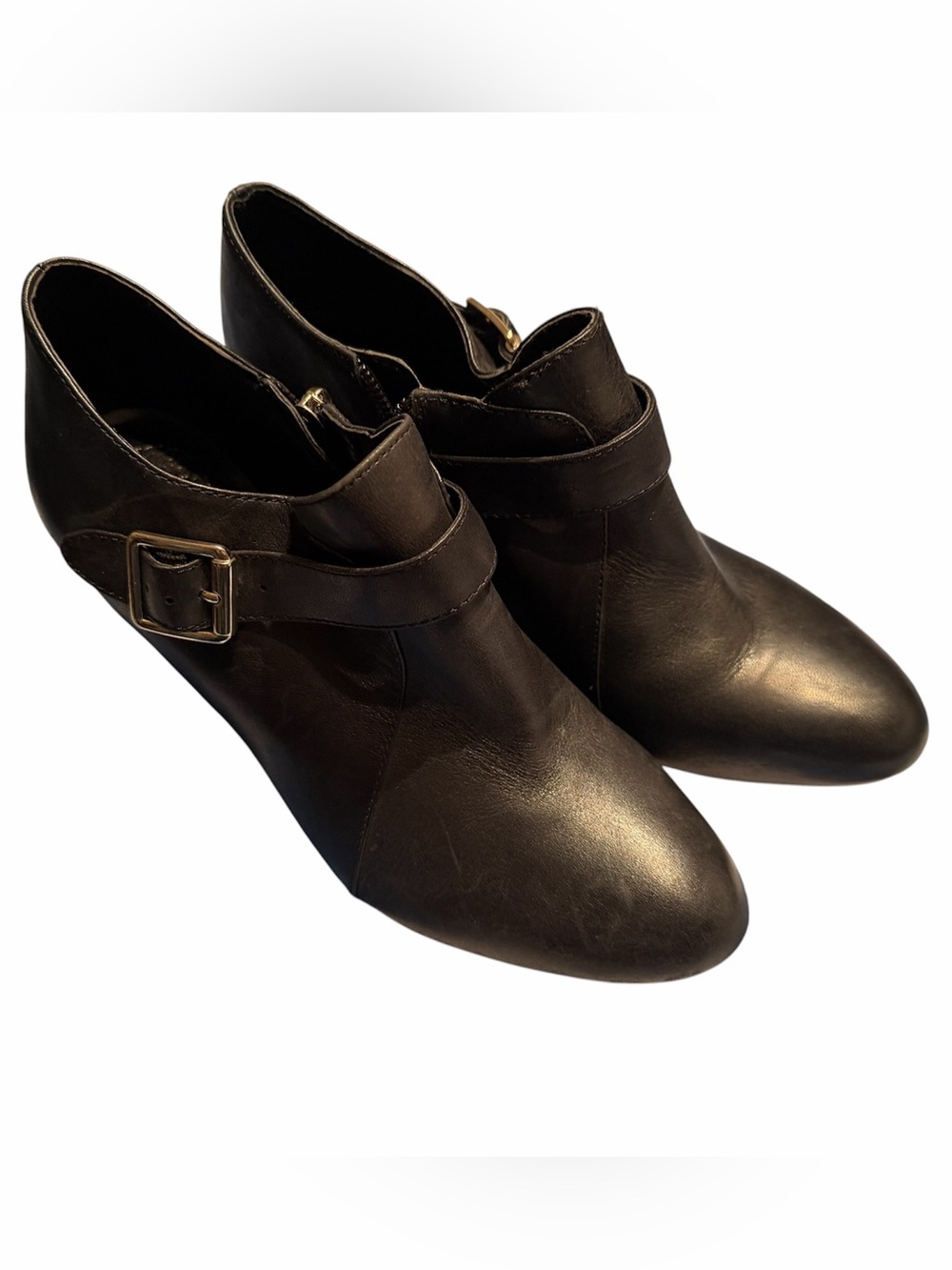 Women's Black Vince Camuto Leather Ankle Booties with Buckle size 6